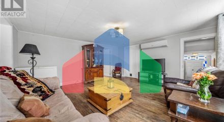 Residential - Single Family Home - Brighton, Canada - Canada