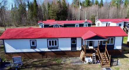 Residential - Mobile Home - Saint-Cuthbert, Canada - Canada