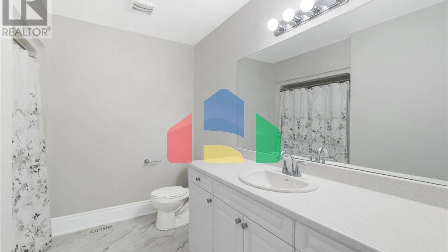 Residential - Single Family Home - Cobourg, Canada - Canada