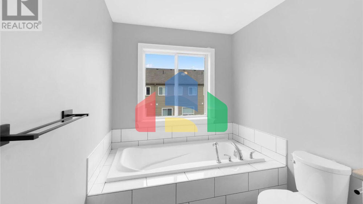 Residential - Single Family Home - Cobourg, Canada - Canada