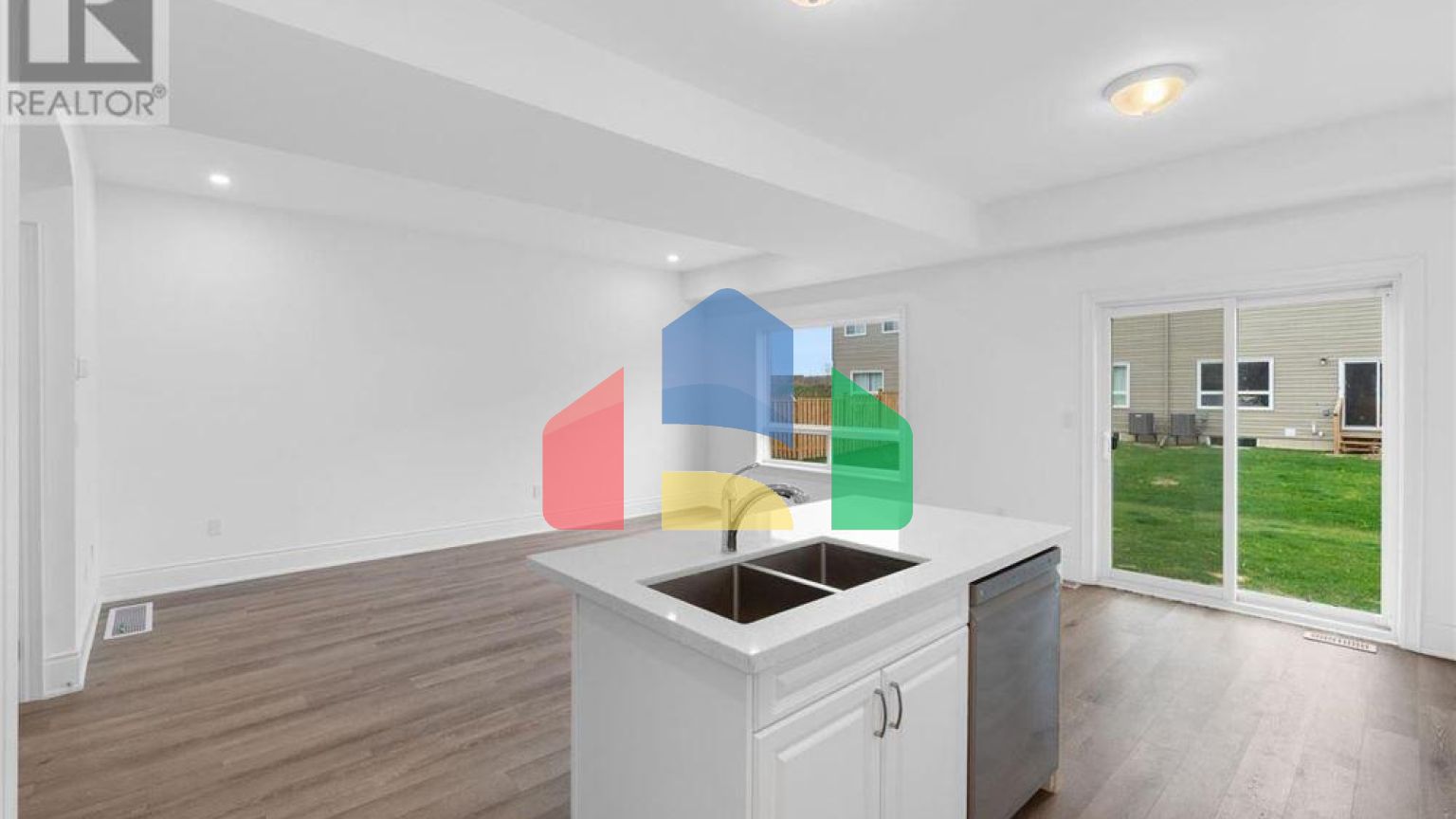 Residential - Single Family Home - Cobourg, Canada - Canada