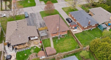 Residential - Single Family Home - Cobourg, Canada - Canada