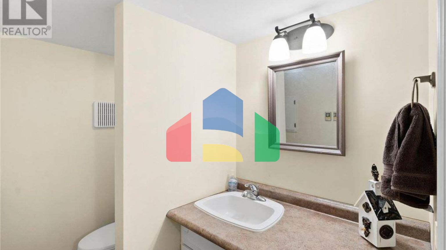 Residential - Single Family Home - Cobourg, Canada - Canada