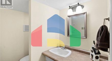 Residential - Single Family Home - Cobourg, Canada - Canada