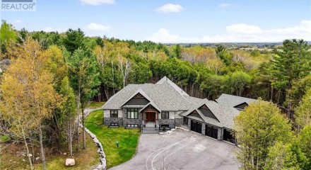 Residential - Single Family Home - Cobourg, Canada - Canada