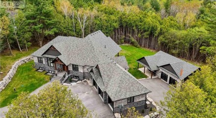Residential - Single Family Home - Cobourg, Canada - Canada