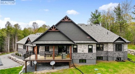 Residential - Single Family Home - Cobourg, Canada - Canada