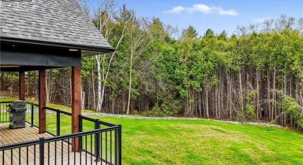 Residential - Single Family Home - Cobourg, Canada - Canada