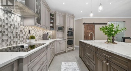 Residential - Single Family Home - Cobourg, Canada - Canada