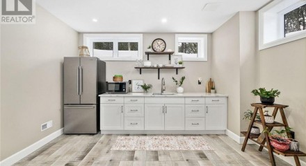 Residential - Single Family Home - Cobourg, Canada - Canada