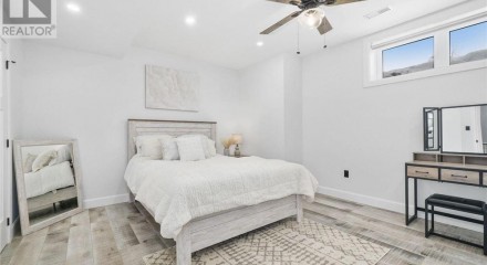 Residential - Single Family Home - Cobourg, Canada - Canada
