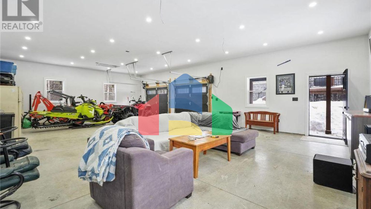 Residential - Single Family Home - Cobourg, Canada - Canada