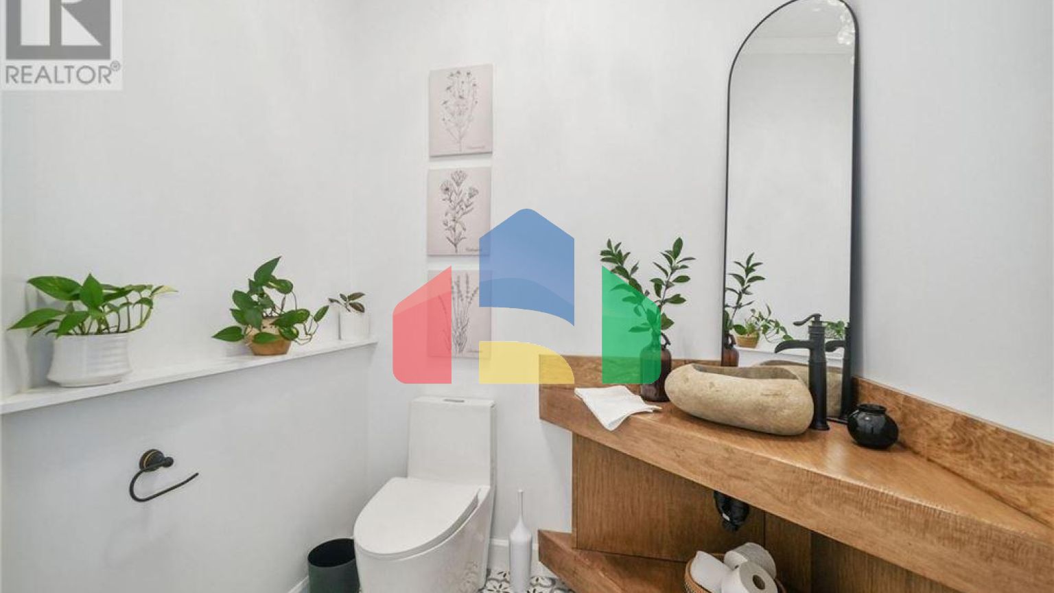 Residential - Single Family Home - Cobourg, Canada - Canada