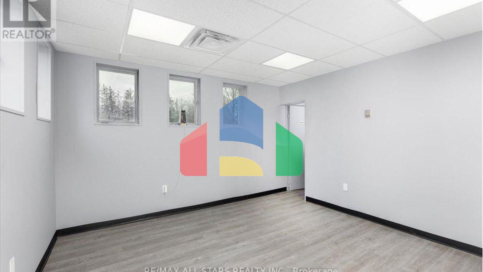 Commercial - Commercial/Retail - Whitchurch-Stouffville, Canada - Canada