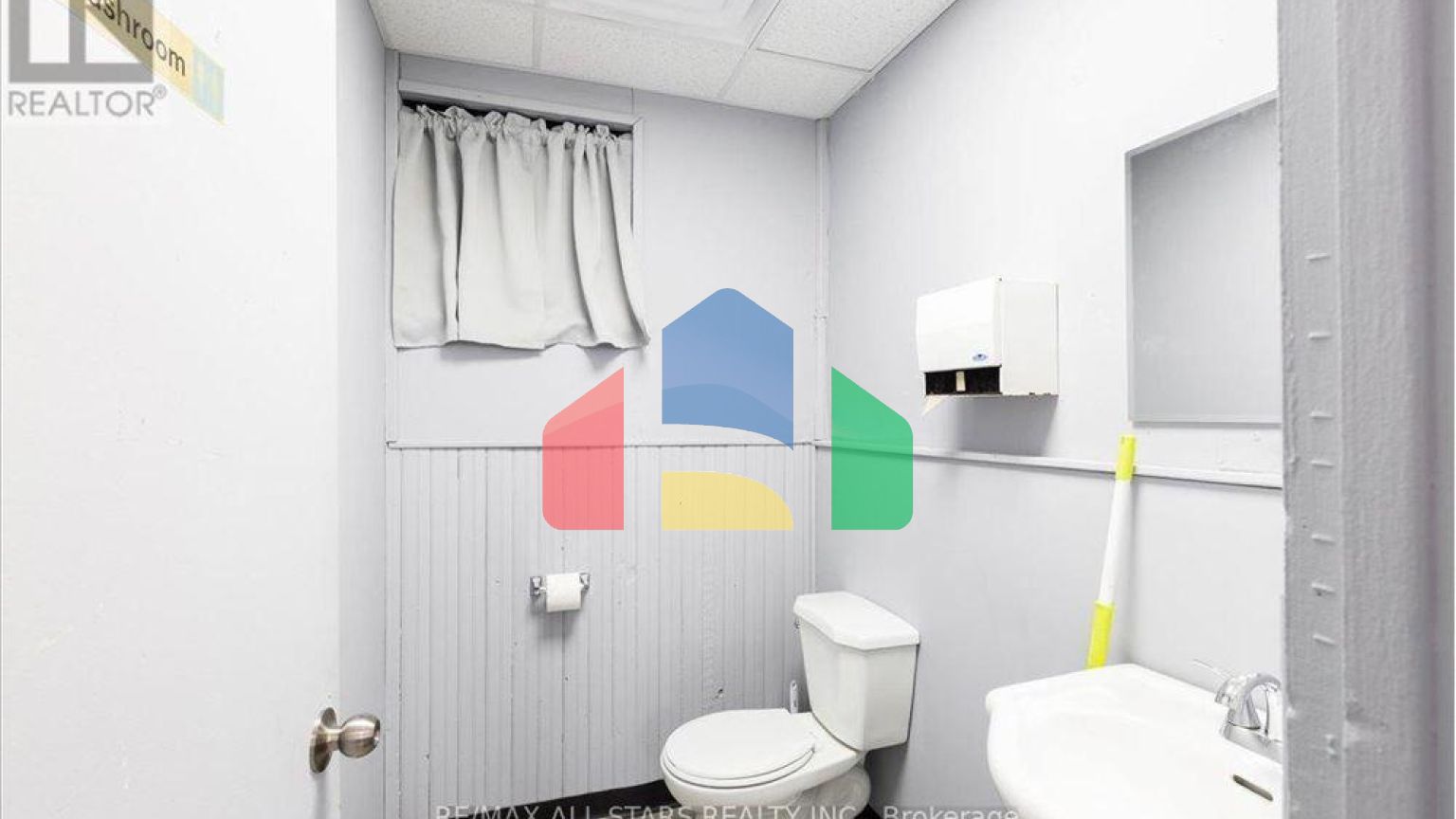 Commercial - Commercial/Retail - Whitchurch-Stouffville, Canada - Canada