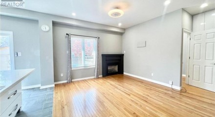 Residential - Single Family Home - Whitchurch-Stouffville, Canada - Canada