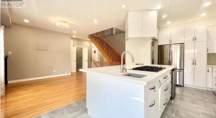 Residential - Single Family Home - Whitchurch-Stouffville, Canada - Canada