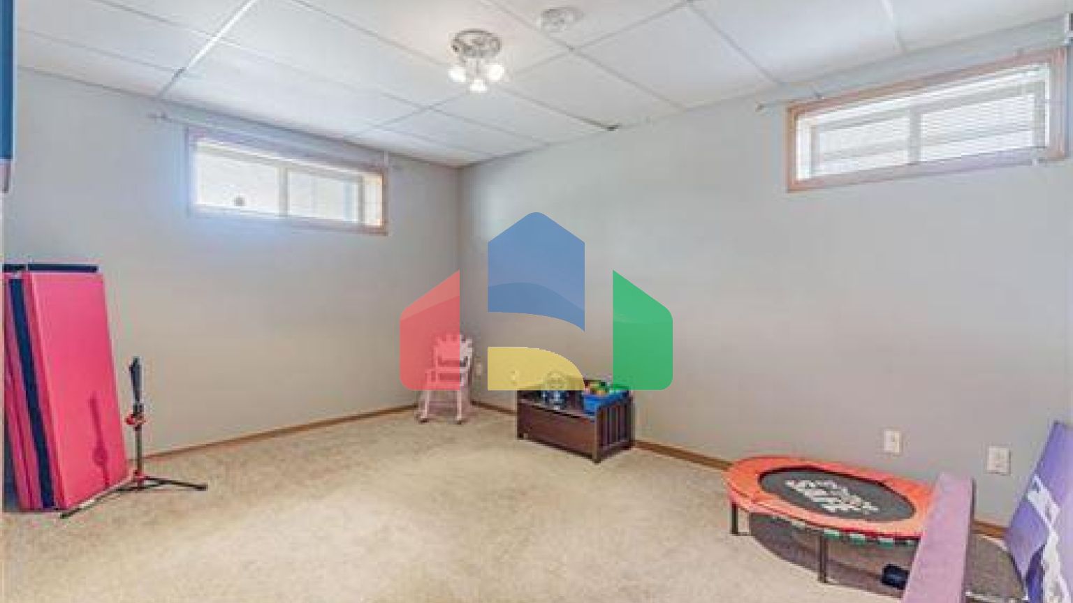 Residential - Single Family Home - East St Paul, Canada - Canada