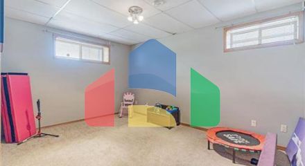 Residential - Single Family Home - East St Paul, Canada - Canada