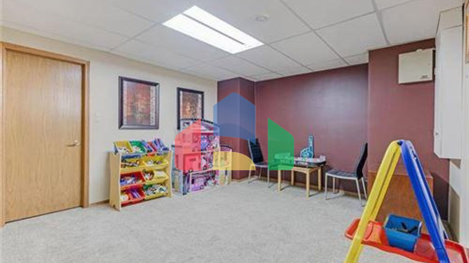 Residential - Single Family Home - East St Paul, Canada - Canada