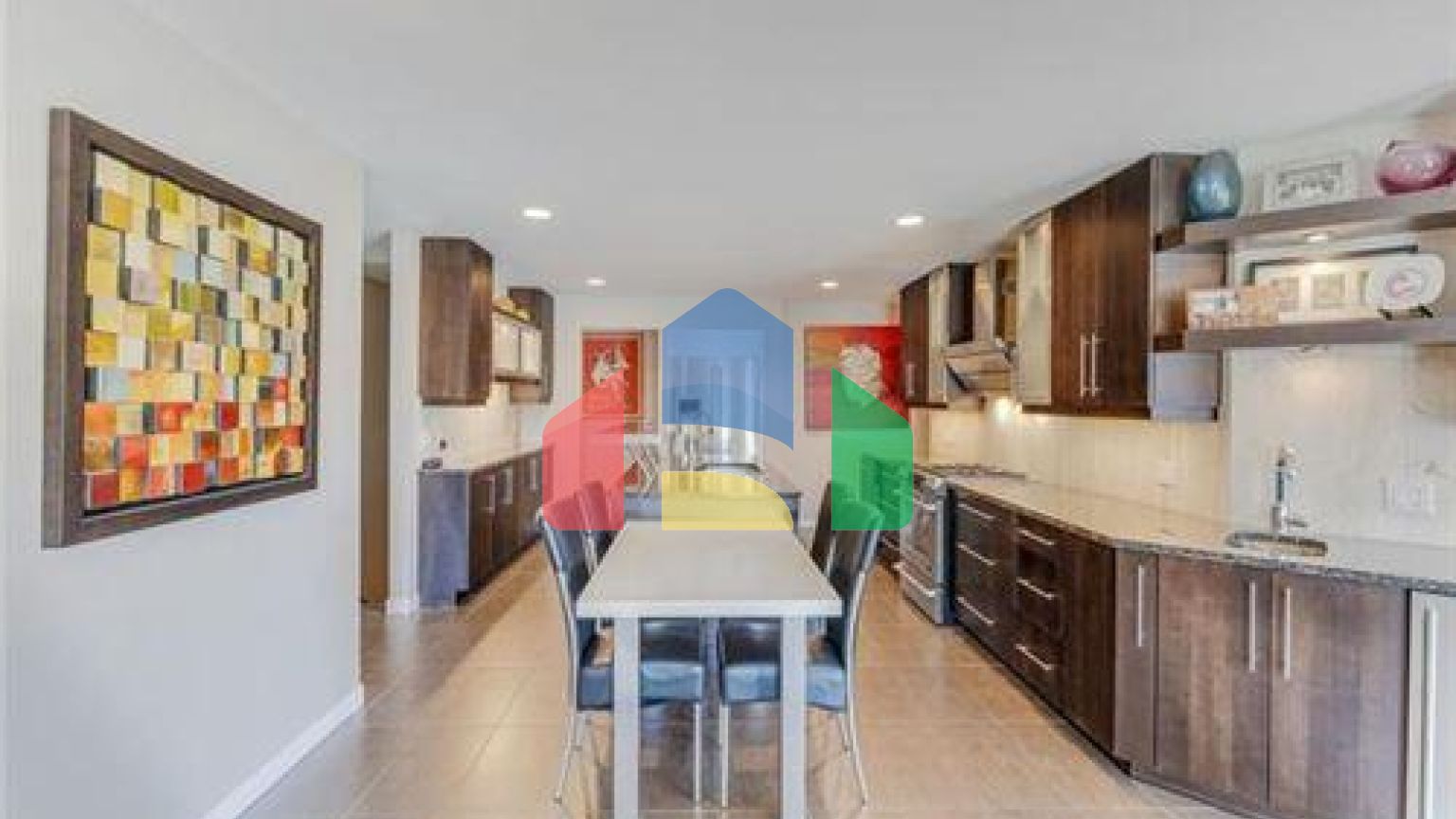 Residential - Single Family Home - East St Paul, Canada - Canada