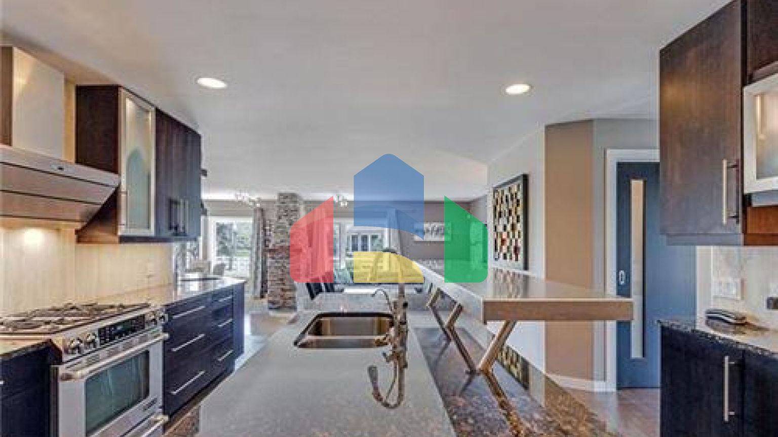 Residential - Single Family Home - East St Paul, Canada - Canada