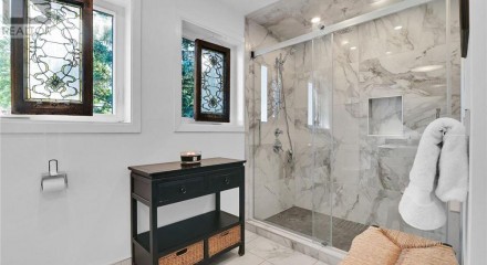 Residential - Single Family Home - South Glengarry, Canada - Canada