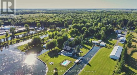 Residential - Single Family Home - South Glengarry, Canada - Canada