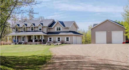 Residential - Single Family Home - Rural Strathcona County, Canada - Canada