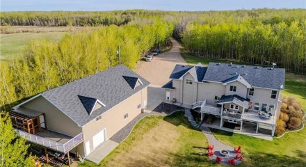 Residential - Single Family Home - Rural Strathcona County, Canada - Canada