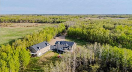 Residential - Single Family Home - Rural Strathcona County, Canada - Canada