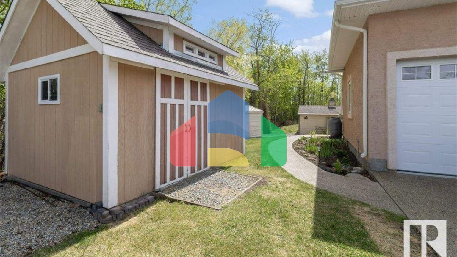 Residential - Single Family Home - Rural Strathcona County, Canada - Canada