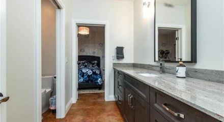 Residential - Single Family Home - Rural Strathcona County, Canada - Canada