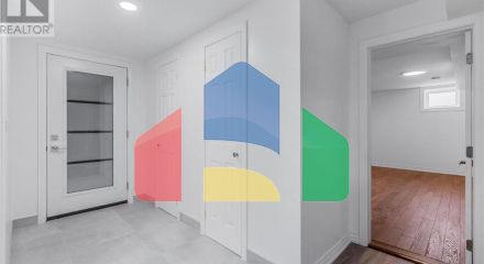Residential - Single Family Home - Bradford West Gwillimbury, Canada - Canada