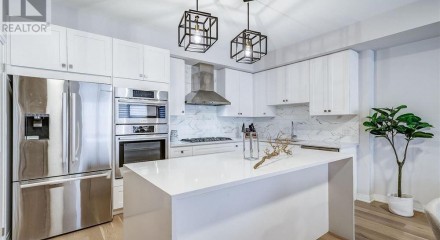 Residential - Townhouse - Bradford West Gwillimbury, Canada - Canada