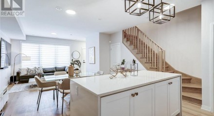 Residential - Townhouse - Bradford West Gwillimbury, Canada - Canada