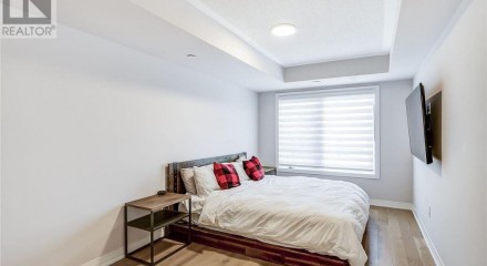 Residential - Townhouse - Bradford West Gwillimbury, Canada - Canada