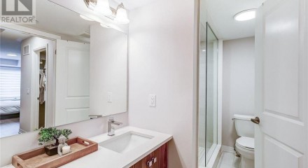 Residential - Townhouse - Bradford West Gwillimbury, Canada - Canada