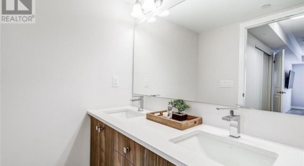 Residential - Townhouse - Bradford West Gwillimbury, Canada - Canada