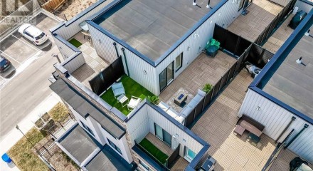 Residential - Townhouse - Bradford West Gwillimbury, Canada - Canada