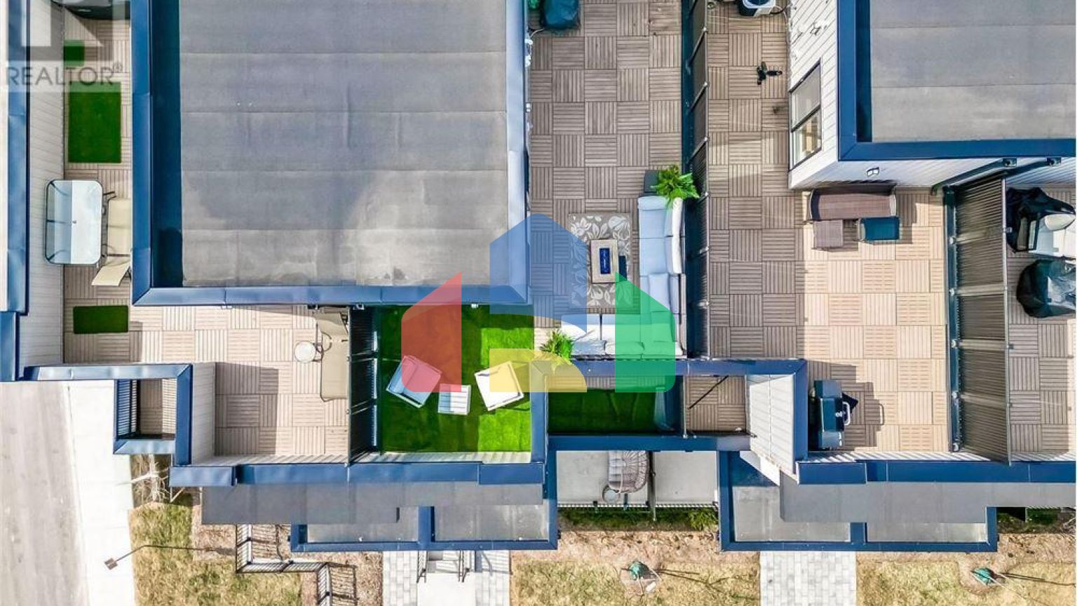 Residential - Townhouse - Bradford West Gwillimbury, Canada - Canada