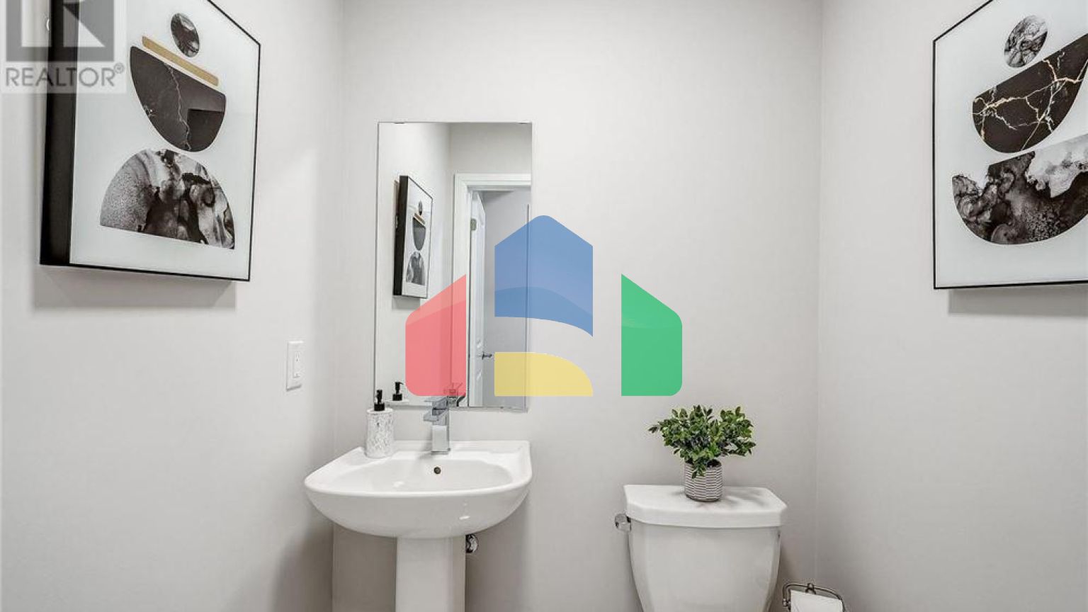 Residential - Townhouse - Bradford West Gwillimbury, Canada - Canada