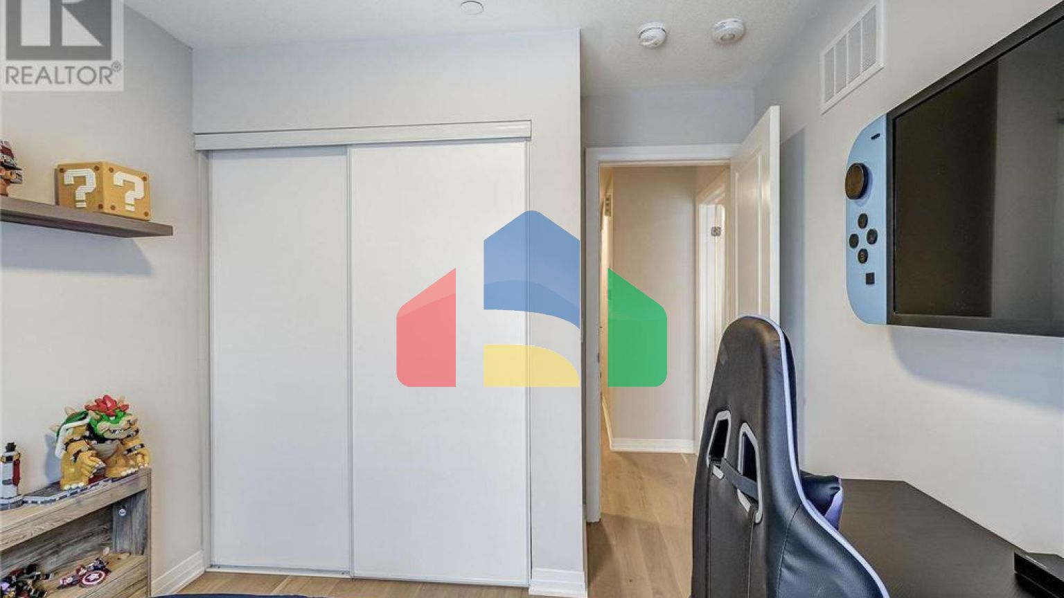 Residential - Townhouse - Bradford West Gwillimbury, Canada - Canada