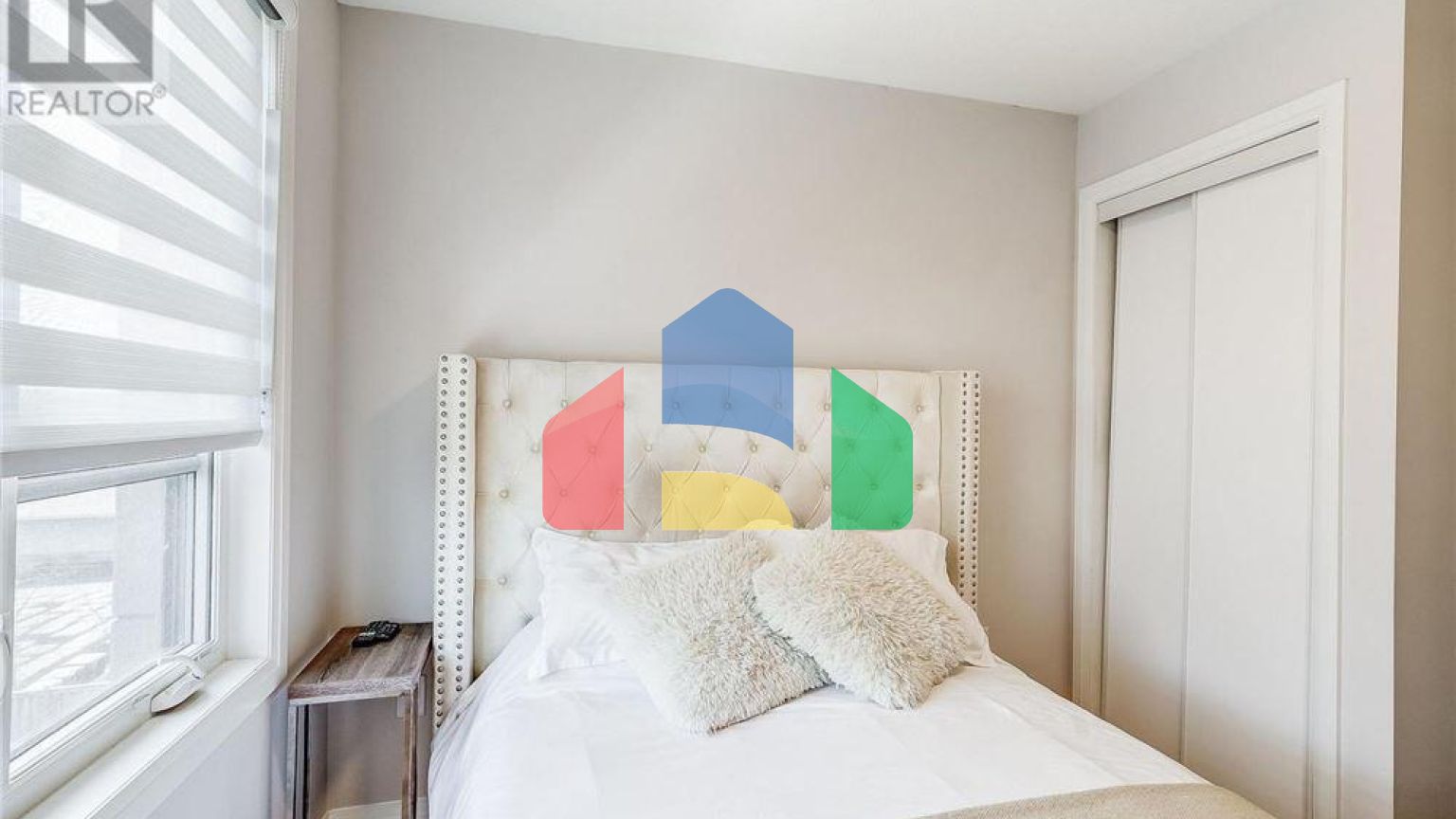 Residential - Townhouse - Bradford West Gwillimbury, Canada - Canada