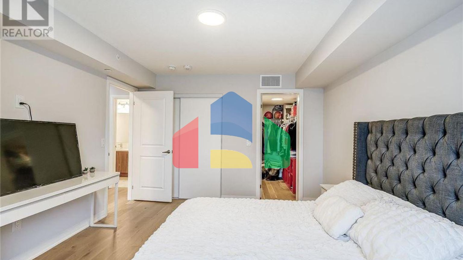 Residential - Townhouse - Bradford West Gwillimbury, Canada - Canada