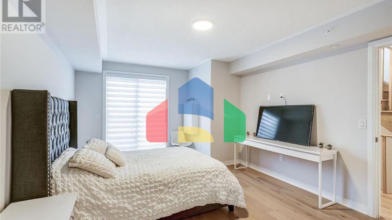 Residential - Townhouse - Bradford West Gwillimbury, Canada - Canada