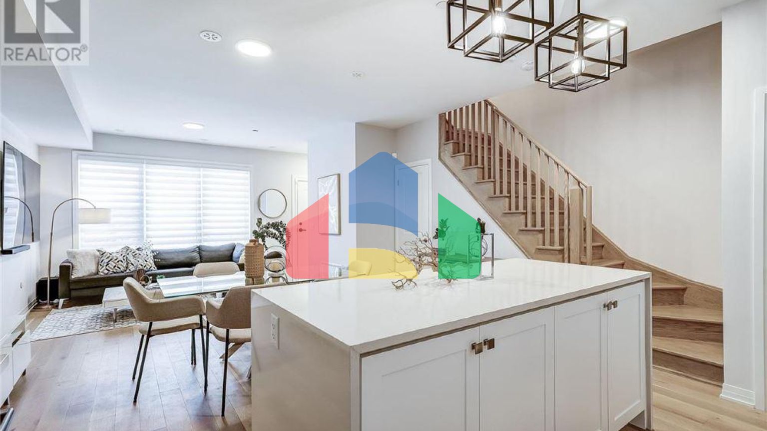 Residential - Townhouse - Bradford West Gwillimbury, Canada - Canada