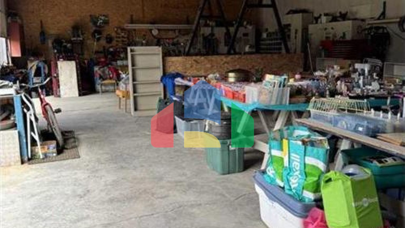 Commercial - Farm - Demmitt, Canada - Canada