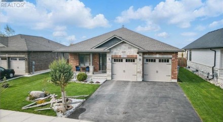 Residential - Single Family Home - St Marys, Canada - Canada