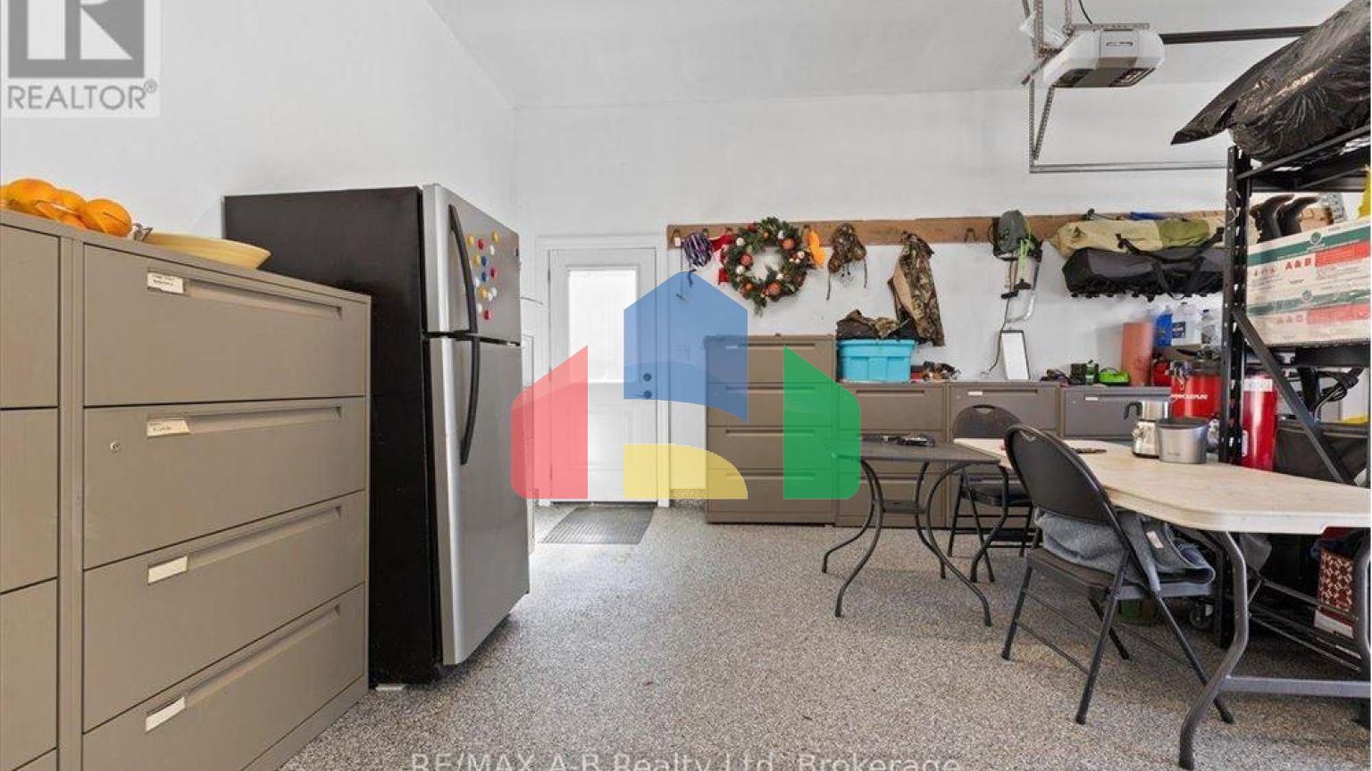 Residential - Single Family Home - St Marys, Canada - Canada